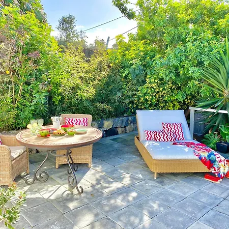 Casa Plumeria, A Private Paradise With Pool. Дом отдыха Ля Оротава