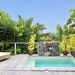 Vakantiehuis Casa Plumeria, A Private Paradise With Pool.