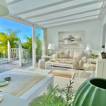 Semesterbostad Casa Plumeria, A Private Paradise With Pool. La Orotava