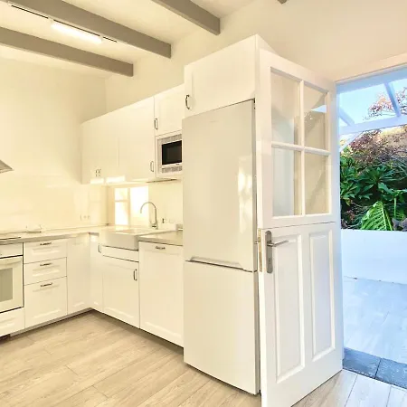 Semesterbostad Casa Plumeria, A Private Paradise With Pool.